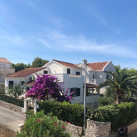Holiday Home Brac Supetar Zewnętrze zdjęcie