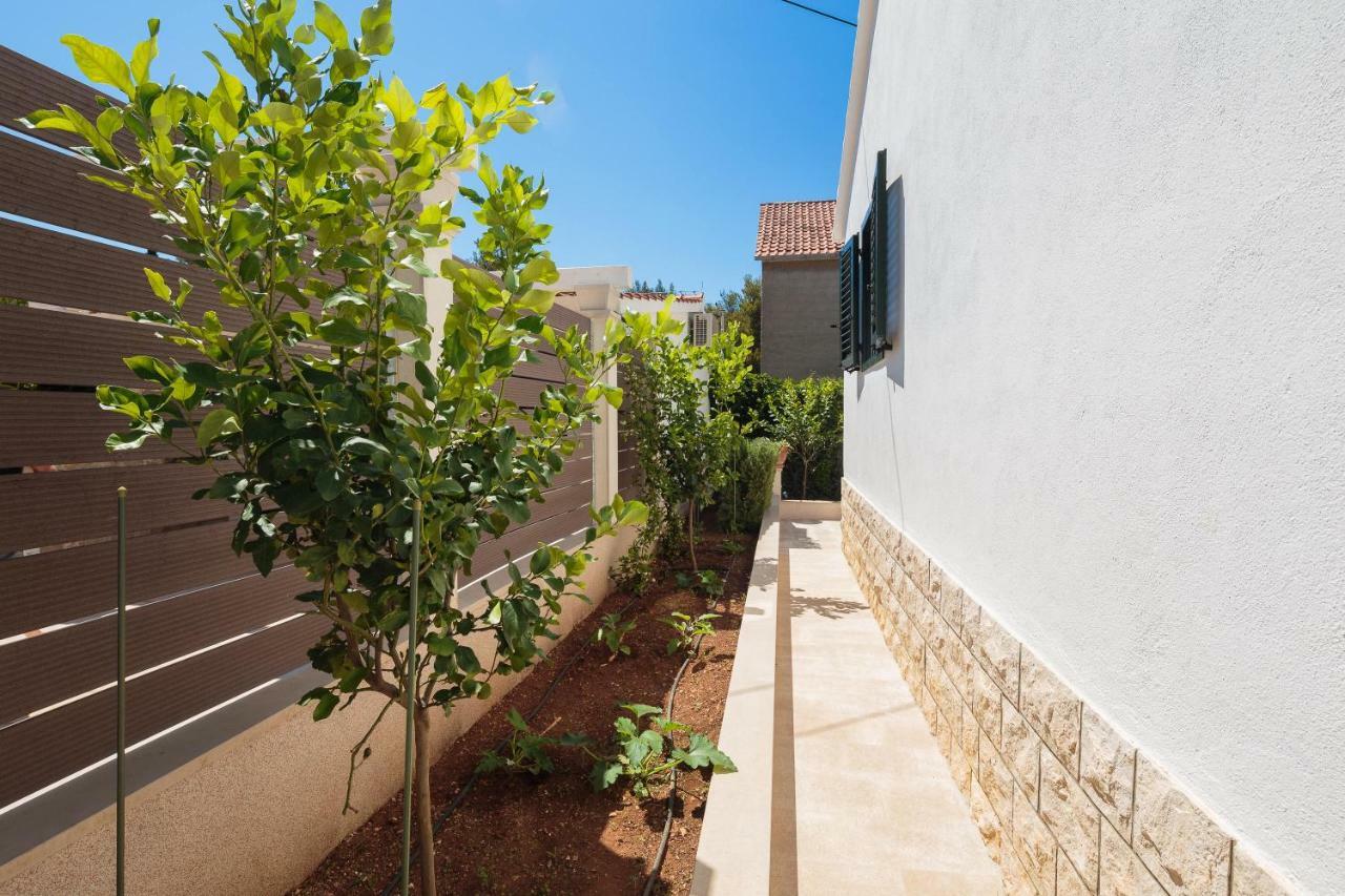 Holiday Home Brac Supetar Zewnętrze zdjęcie