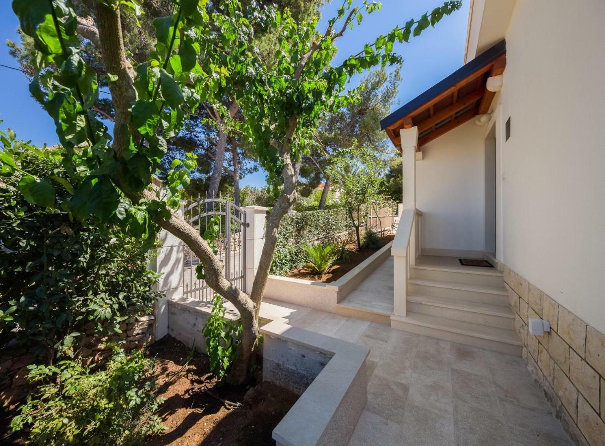 Holiday Home Brac Supetar Zewnętrze zdjęcie