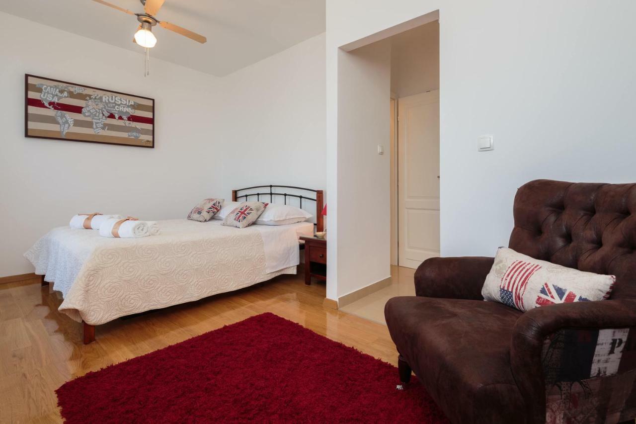 Holiday Home Brac Supetar Zewnętrze zdjęcie